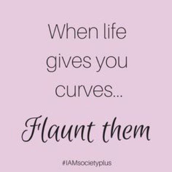 💃🏼 Hosting My FIRST EVER Poshmark Party! 💃🏼 - Picture 3 of 7